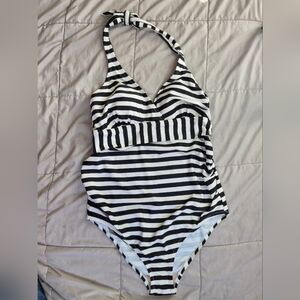 NWT Motherhood Maternity Beach Bump Striped Halter One Piece Swimsuit, Med., B&W